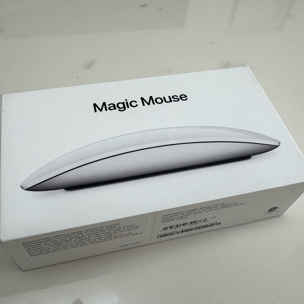 NWT - Apple Magic Mouse